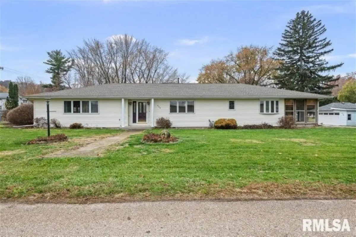 304 7th Street, Hampton, IL 61244 - Image #1