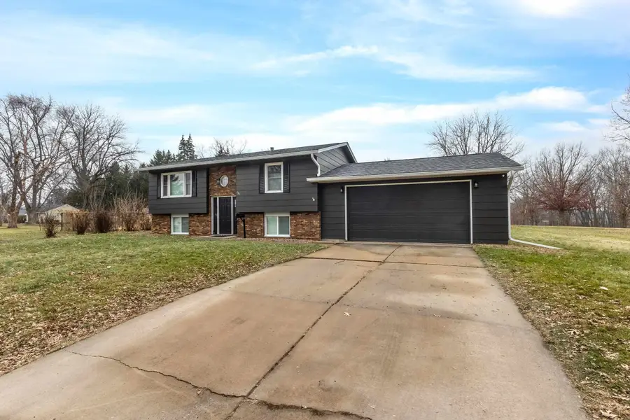 727 W 31st Street, Davenport, IA 52804 - Image #3