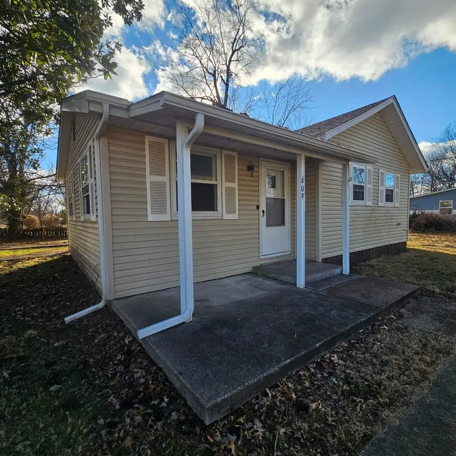 609 Airport Road, Mount Vernon, IL 62864 - Image #2