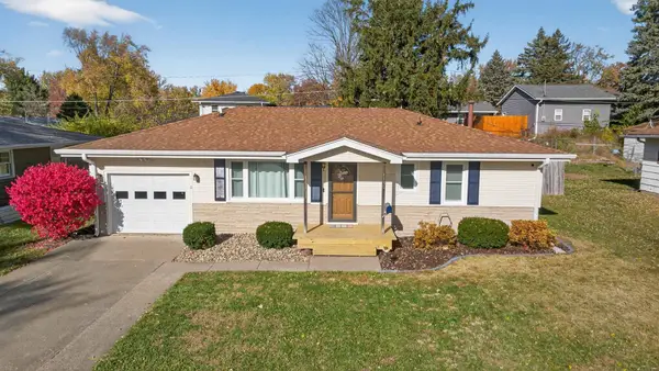 1136 4th Avenue N, Clinton, IA 52732