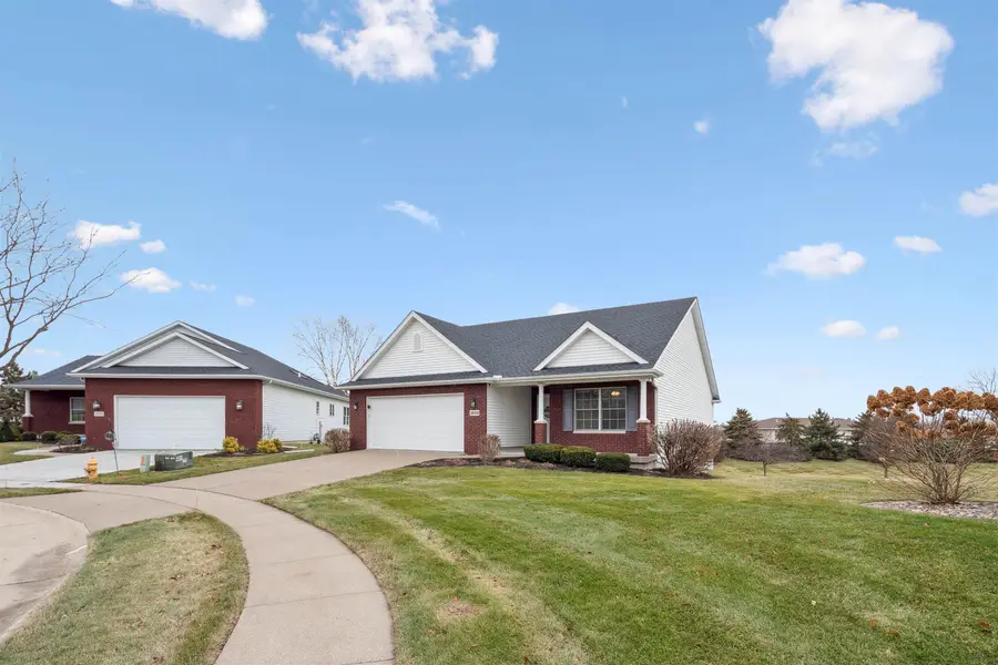 2631 E 57th Court, Davenport, IA 52807 - Image #2