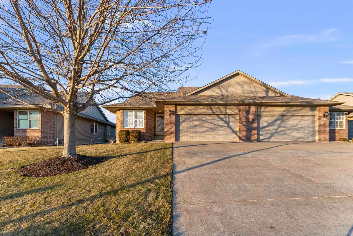 5040 55th Avenue, Bettendorf, IA 52722 - Image #1