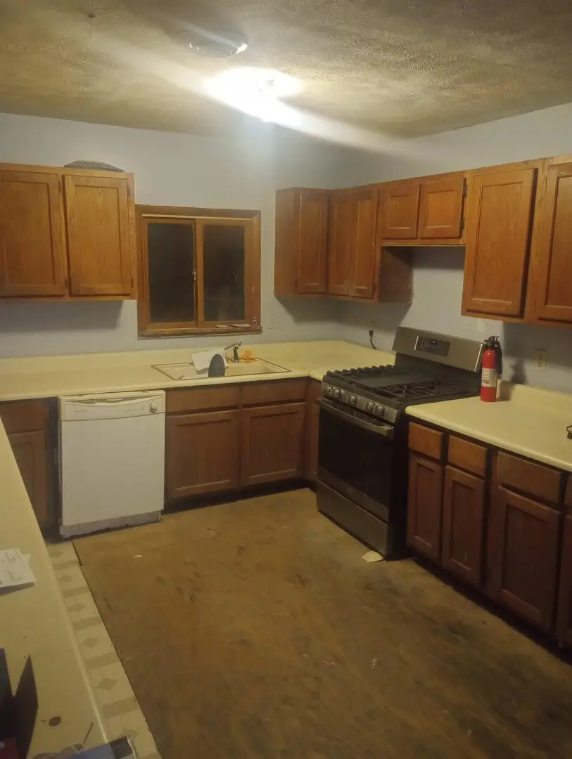 1815 N 14th Street, Herrin, IL 62948 - Image #2