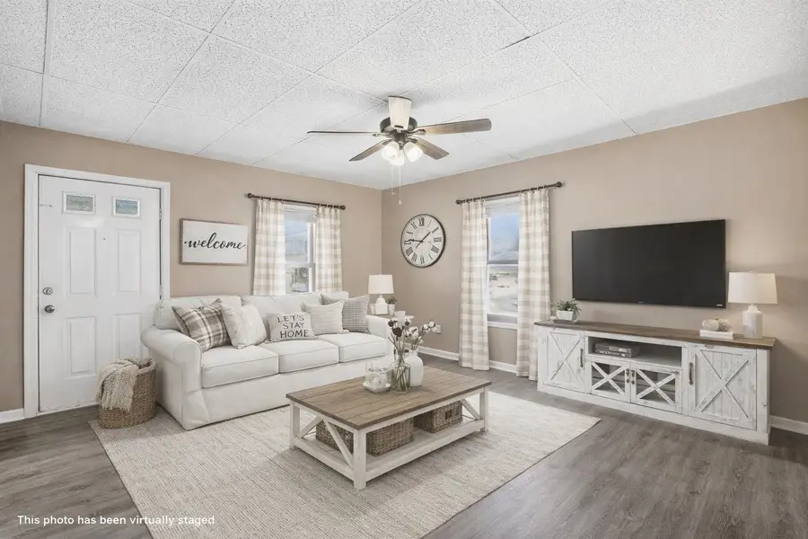 1649 Florence Ln Lane, Davenport, IA 52804 - Image #2