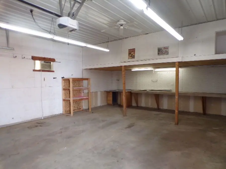 4112 N Lincoln Avenue, Davenport, IA 52806 - Image #2