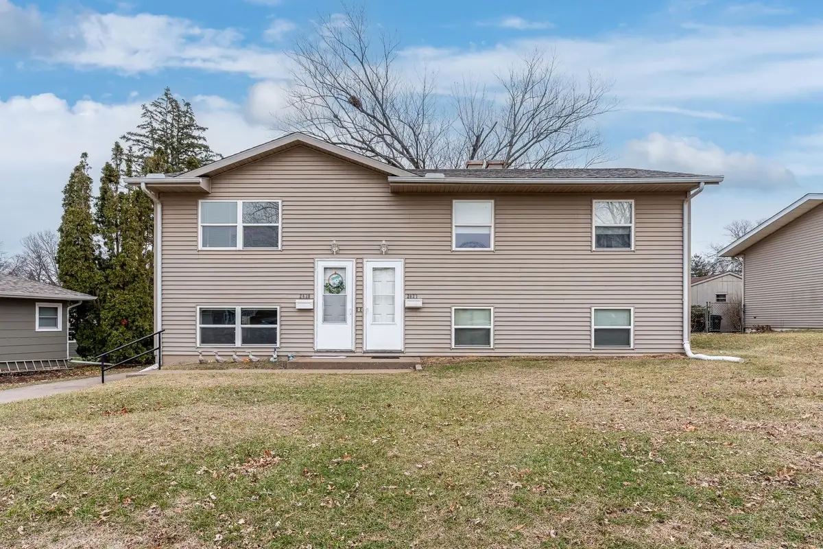 2627 Oak Street, Davenport, IA 52804 - Image #1