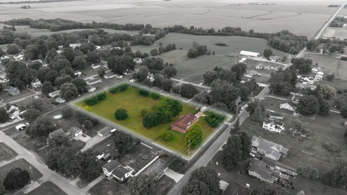305 N Henderson Road, Alexis, IL 61412 - #1
