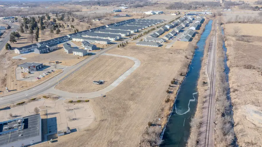 2480 Lillian Way, Clinton, IA 52732 - #2