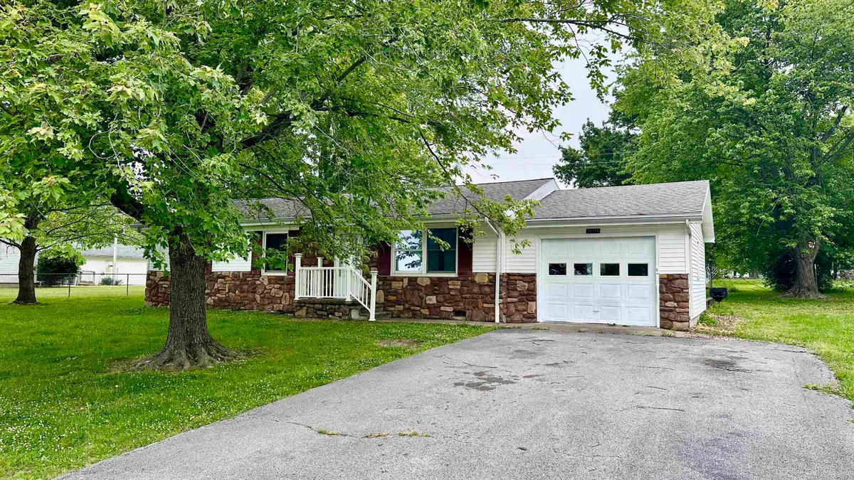 21773 Illinois Avenue, Thompsonville, IL 62890 - #1