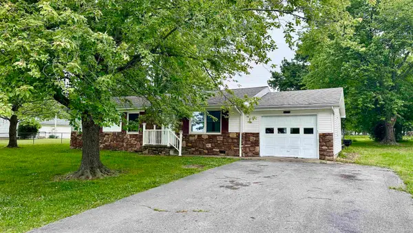 21773 Illinois Avenue, Thompsonville, IL 62890