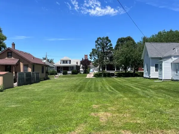 1826 Spring Street, Quincy, IL 62301