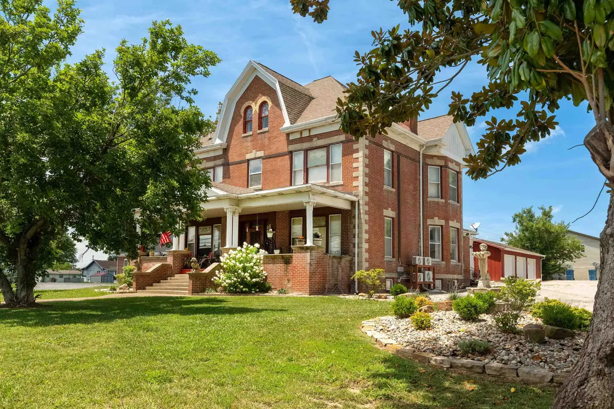 1414 W Main Street, Marion, IL 62959 - #1