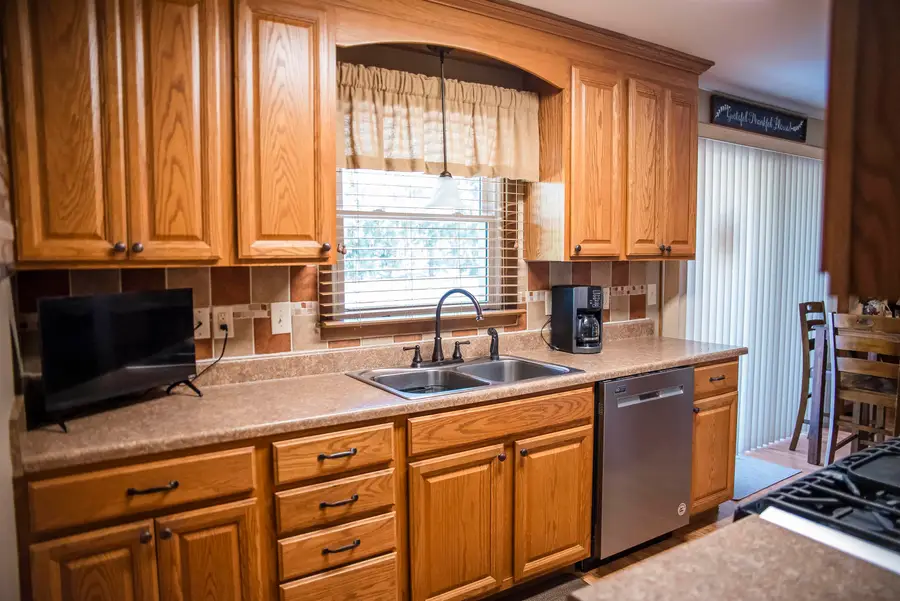 1421 S 27th Street, Quincy, IL 62301 - #3
