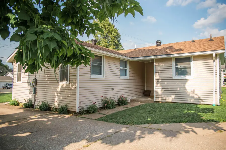 3206 Harrison Street, Quincy, IL 62301 - #2