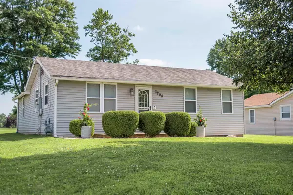 Address Withheld By Seller, Quincy, IL 62301