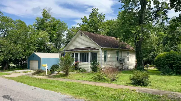 308 E Manila Street E, West Frankfort, IL 62896