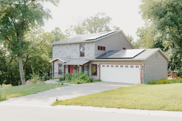 911 Ridgewood Drive, Quincy, IL 62301