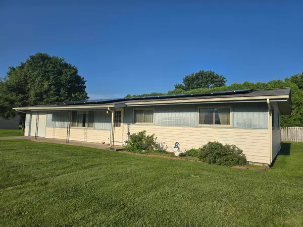 319 Rogers Road, Carthage, IL 62321