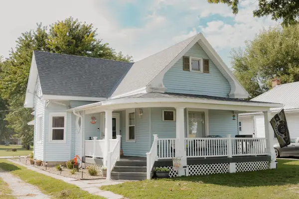 402 N Augusta Road, Clayton, IL 62324
