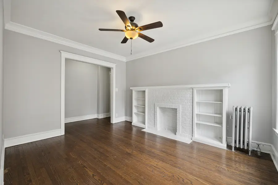 3040 W Sunnyside Avenue #D3, Chicago, IL 60625 - #3