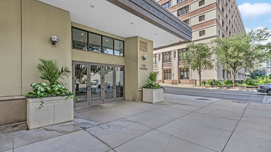 758 N Larrabee Street #408, Chicago, IL 60654 - #2