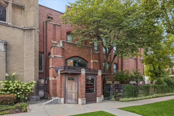 331 S Ridgeland Avenue #C, Oak Park, IL 60304