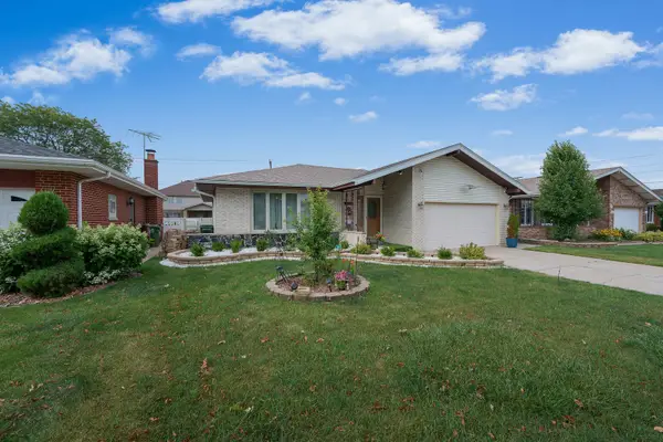 4832 W 107th Street, Oak Lawn, IL 60453