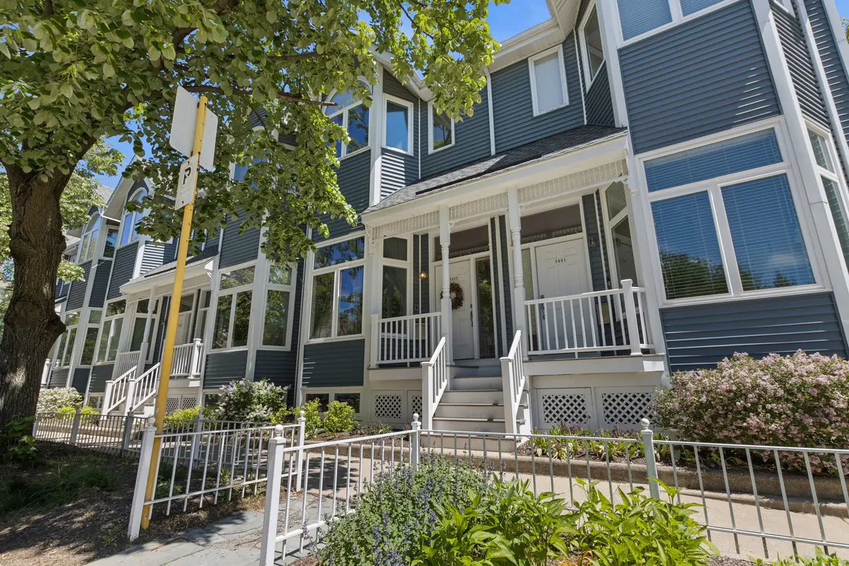 3003 N Kenmore Avenue, Chicago, IL 60657 - #1