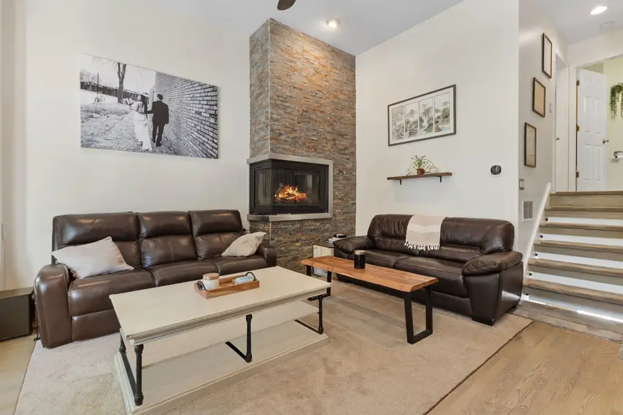 3003 N Kenmore Avenue, Chicago, IL 60657 - #2