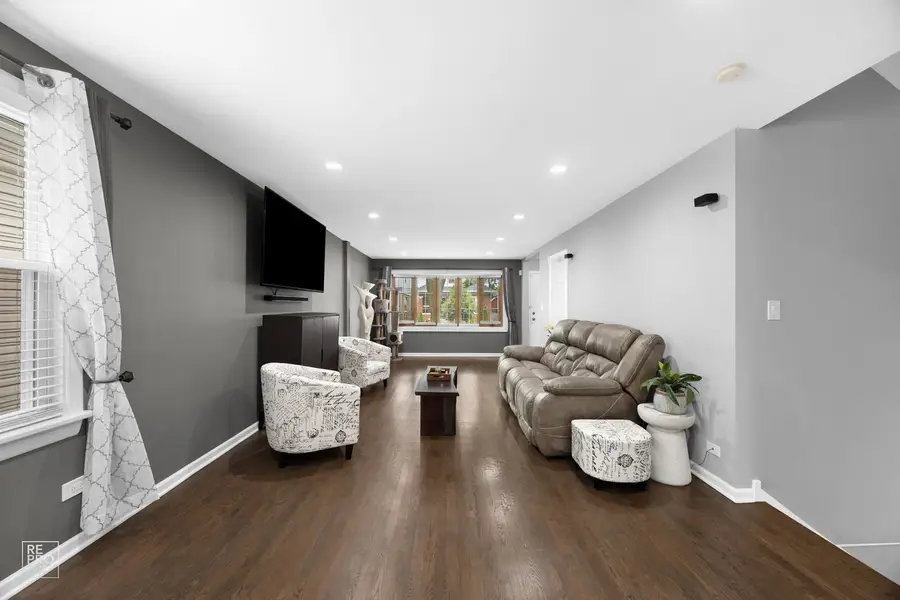 5811 W Patterson Avenue, Chicago, IL 60634 - #2