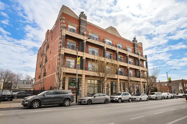 4231 N Kedzie Avenue #4C, Chicago, IL 60618