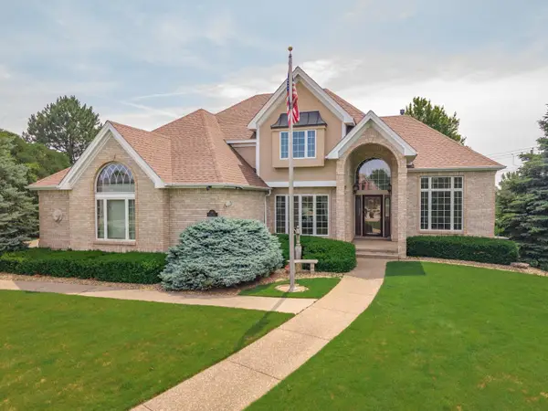 17 Smokey Court, Bloomington, IL 61704