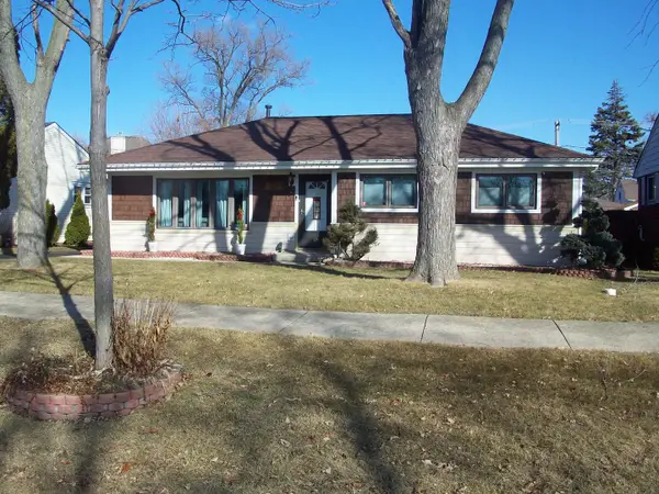 1015 Glendale Street, Bensenville, IL 60106