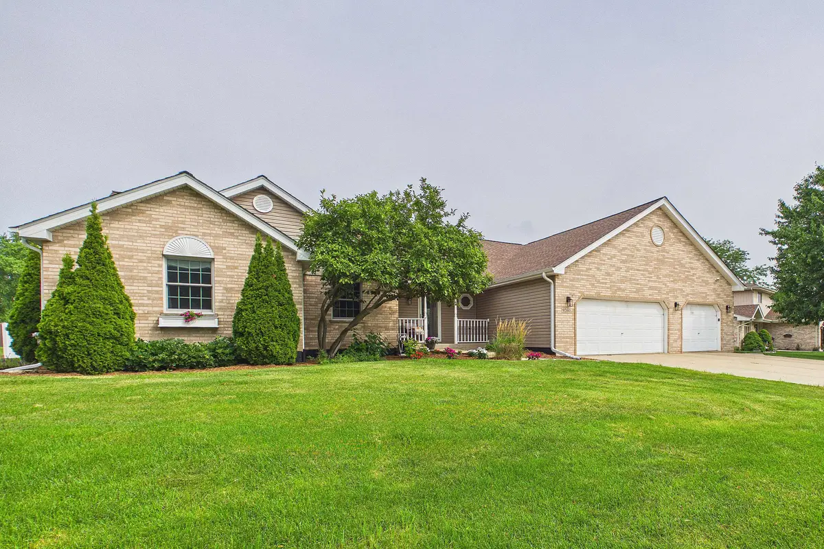 9260 Elm Avenue, Mokena, IL 60448 - #1