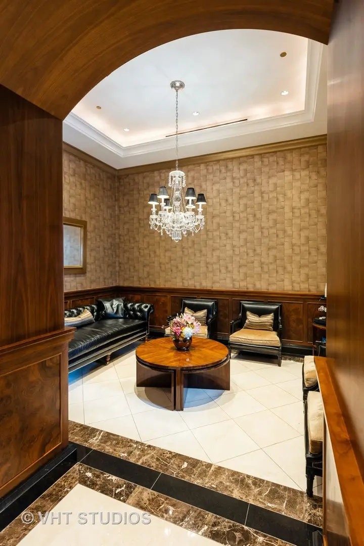 800 N Michigan Avenue #2003, Chicago, IL 60611 - Image #3