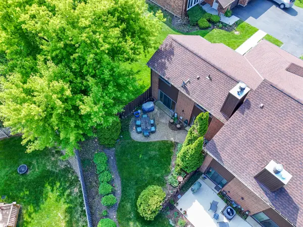 650 Cress Creek Lane, Crystal Lake, IL 60014