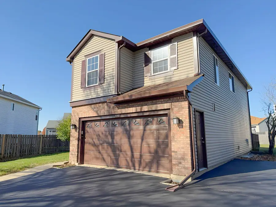 Address Withheld By Seller, Lake In The Hills, IL 60156 - Image #2