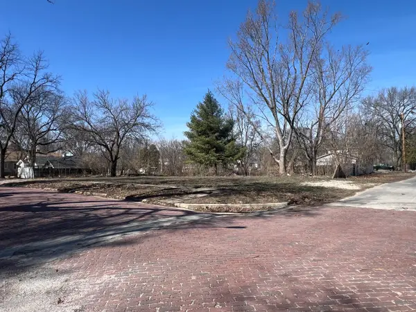 229 E Vine Street, Piper City, IL 60959