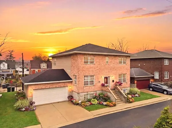 1024 Park Place, Bellwood, IL 60104