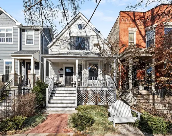 Address Withheld By Seller, Chicago, IL 60657