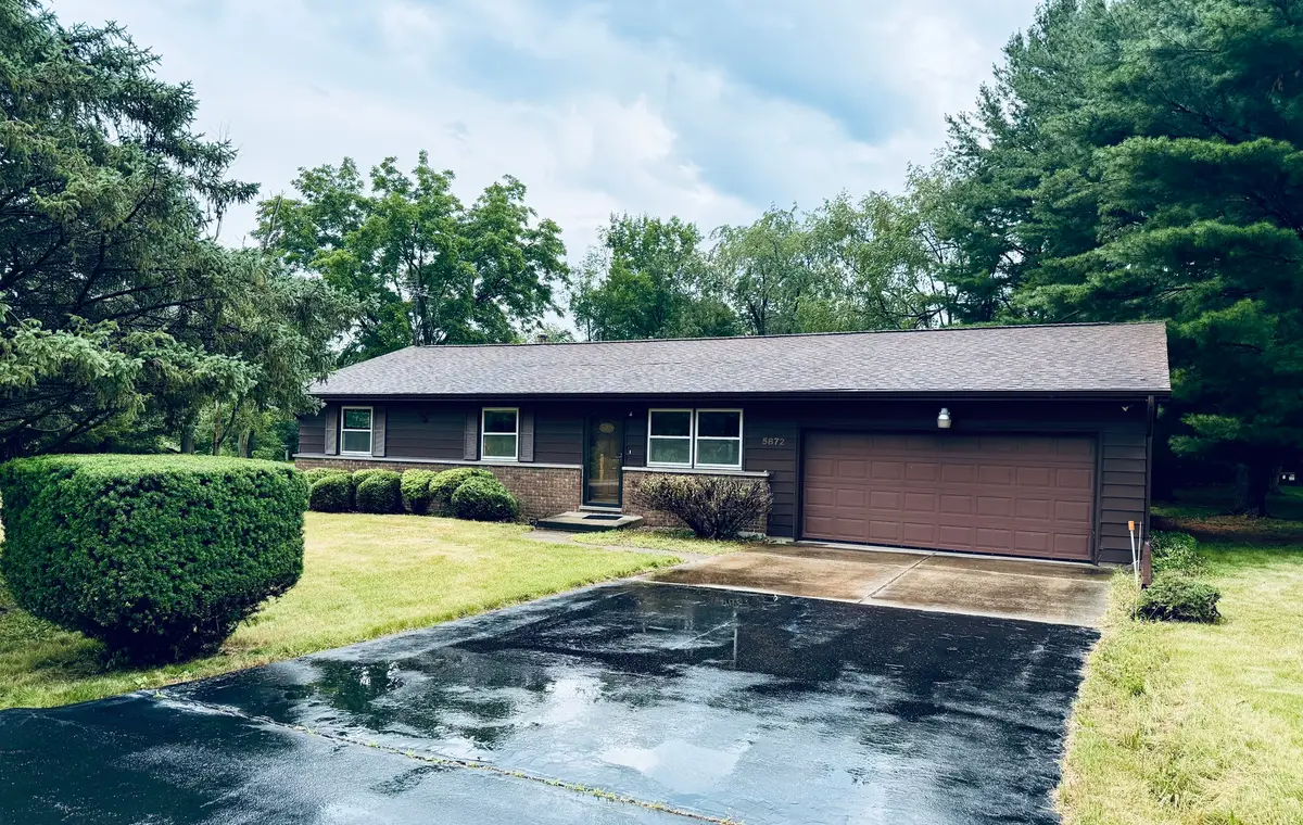 5872 S Beebe Drive, Rochelle, IL 61068 - Image #1