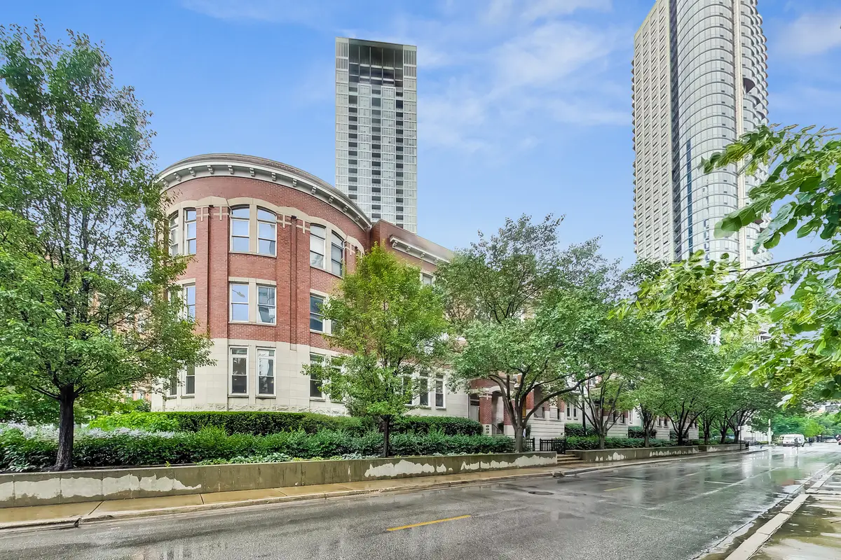 501 N Kingsbury Street #G, Chicago, IL 60654 - Image #1