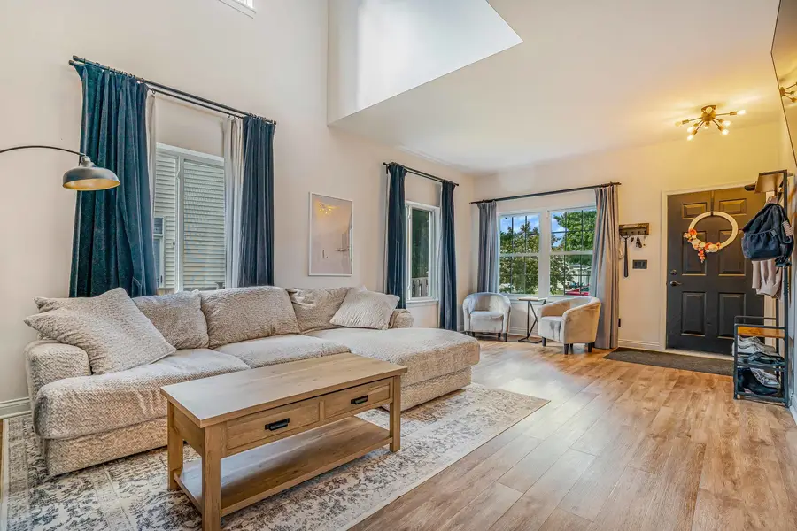 684 Edward Drive, Romeoville, IL 60446 - Image #3