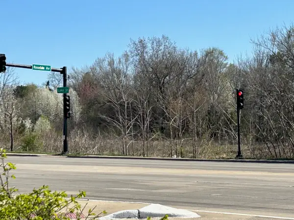 166 W Lake Street, Bloomingdale, IL 60108