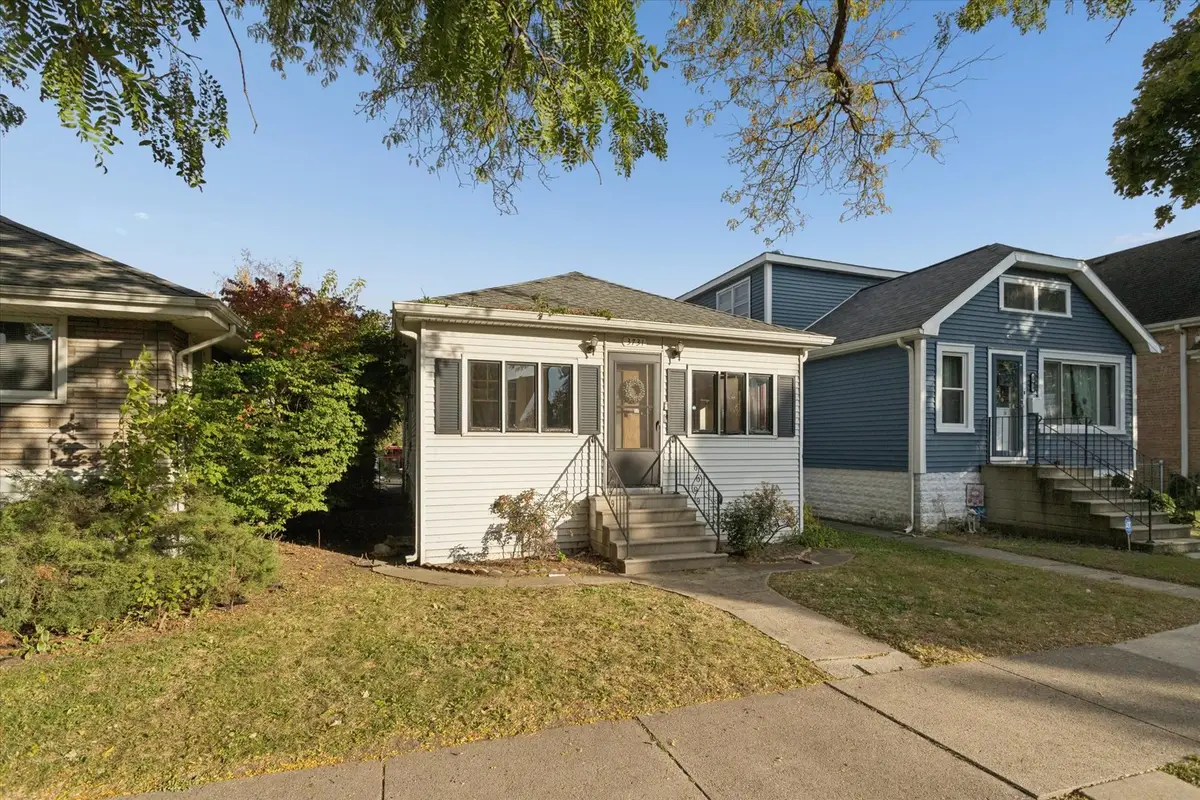 3731 Grove Avenue, Berwyn, IL 60402 - Image #1