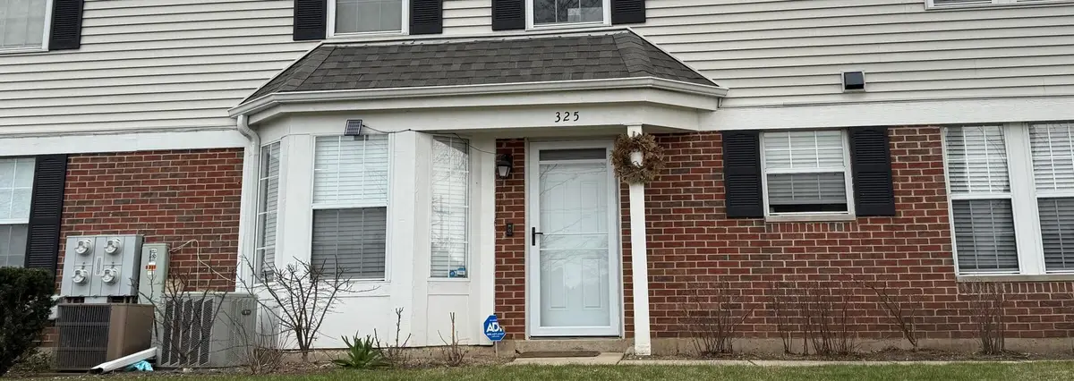 325 Green Knoll Lane #325, Streamwood, IL 60107 - #1