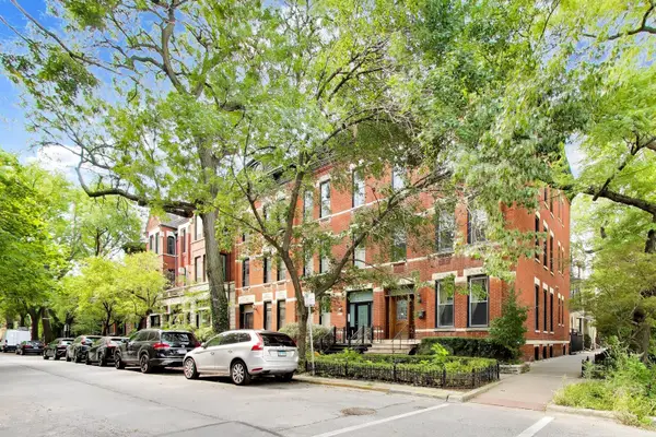 2254 N Fremont Street, Chicago, IL 60614