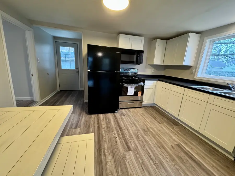 225 N Randolph Street, Princeton, IL 61356 - Image #3