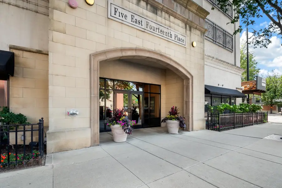 5 E 14th Place #602, Chicago, IL 60605 - #2