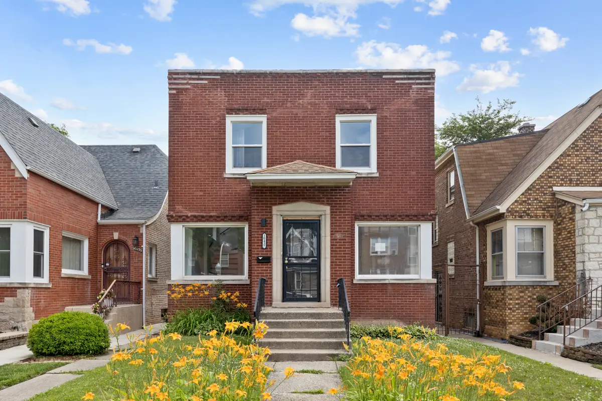 10437 S Eberhart Avenue, Chicago, IL 60628 - Image #1